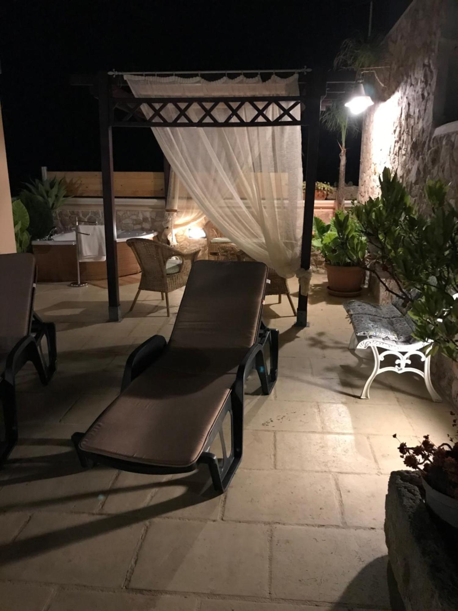 No Vabbe! Penthouse… Appartement Torre Santa Susanna Buitenkant foto